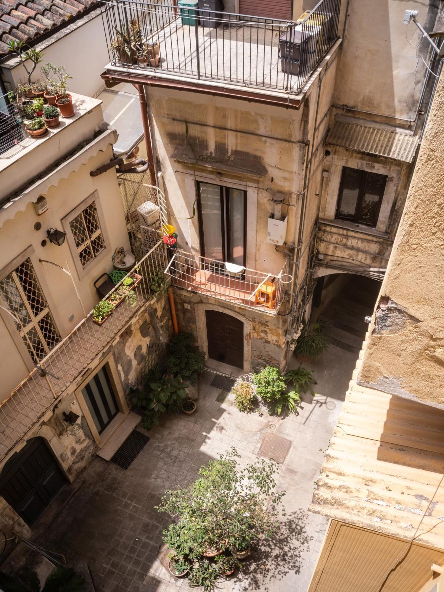 كاتانيا B&B Universita المظهر الخارجي الصورة